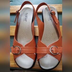 NWOT Hotter Women's Orange Peep-Toe Wedges, Size 7.5